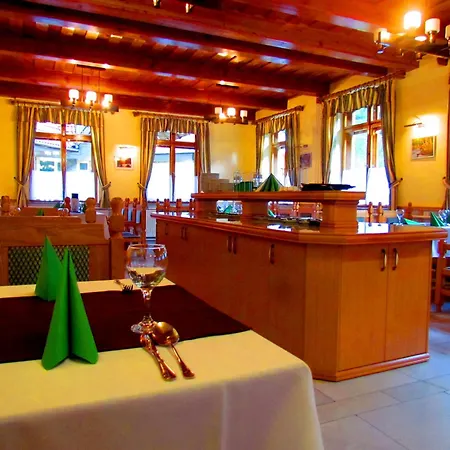 شقة فندقية Odvasko Turistahaz Bakonybél